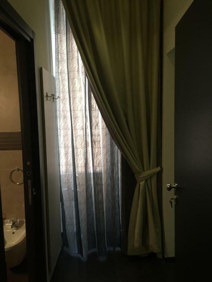 Les Chambres De La Place Sanremo Exterior photo